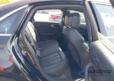 2019 Audi A4 40 Premium/40 Titanium Premium z USA, uszkodzony, nr VIN WAUGMAF47KA081530